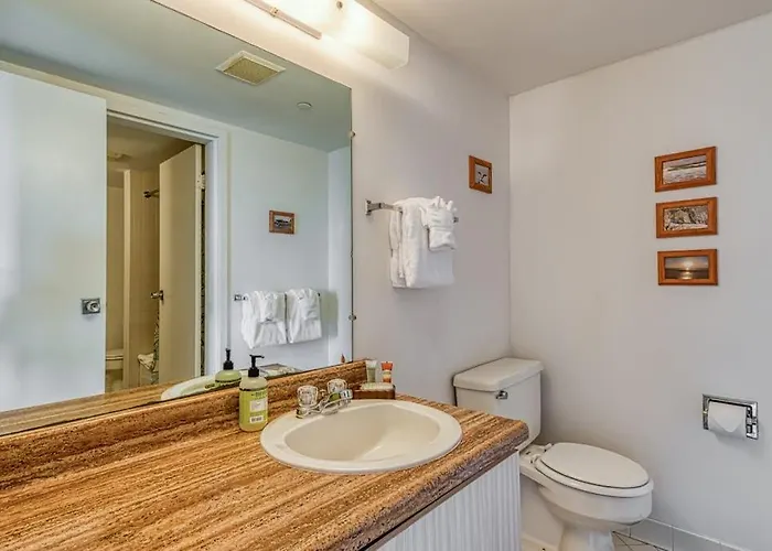 9400 Unit 1608 *