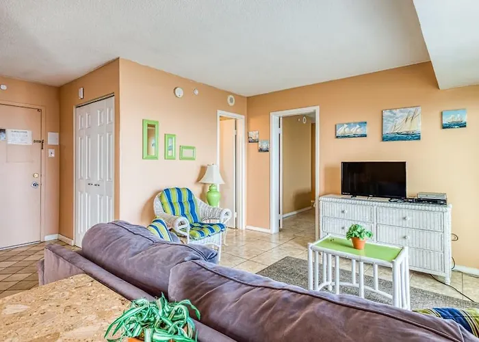 9400 Unit 1608 *